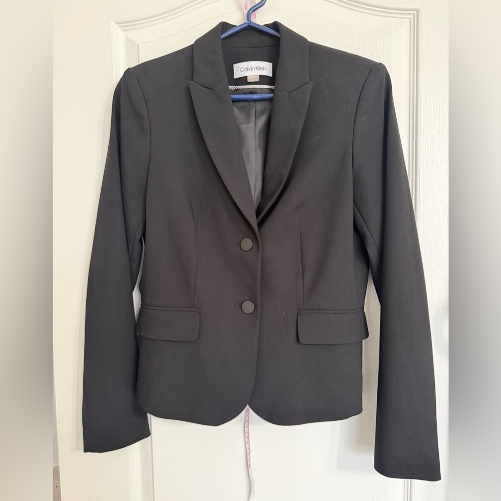 Calvin Klein Women's Elegant Black Suit Jacket